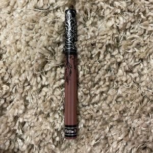 NWOT KVD lipstick